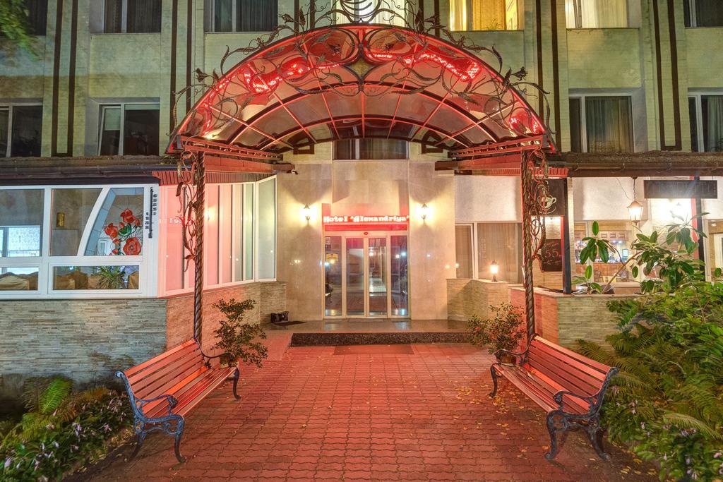 Aleksandria Hotel Киев Екстериор снимка