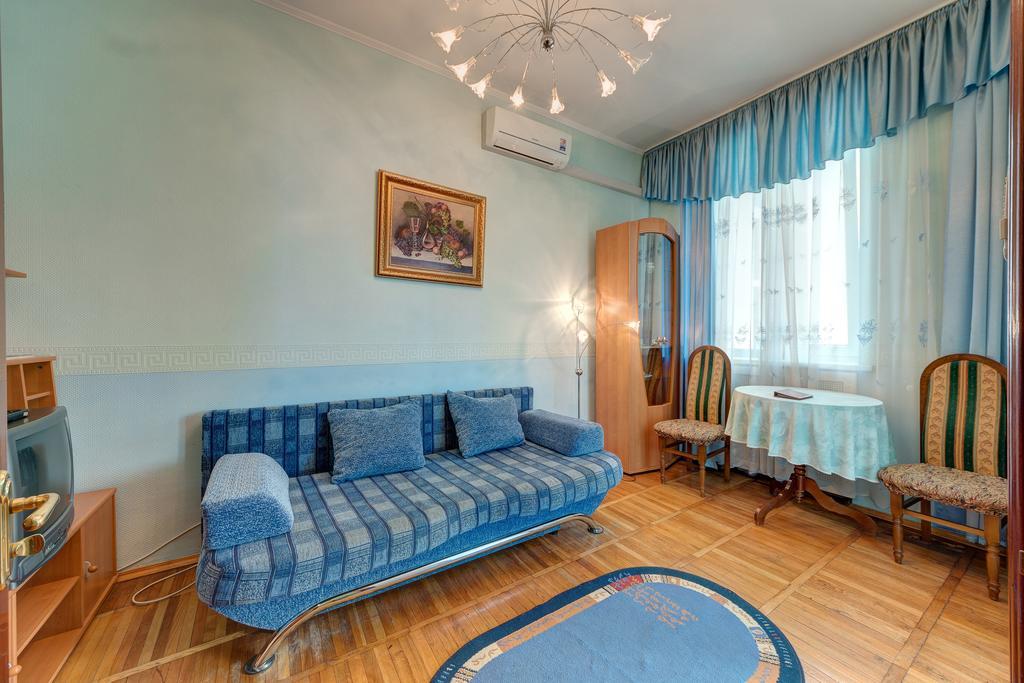 Aleksandria Hotel Киев Екстериор снимка