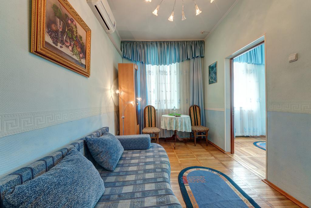 Aleksandria Hotel Киев Екстериор снимка