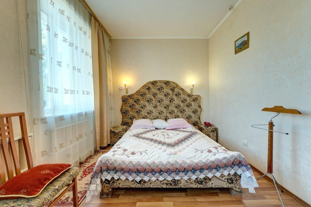 Aleksandria Hotel Киев Екстериор снимка
