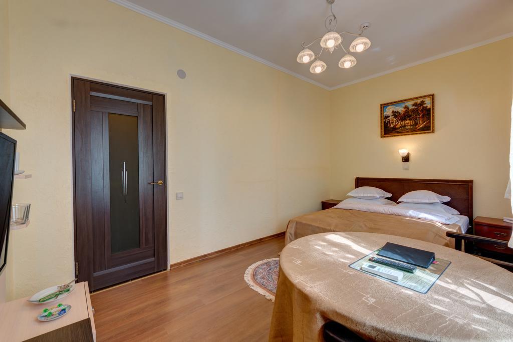 Aleksandria Hotel Киев Екстериор снимка
