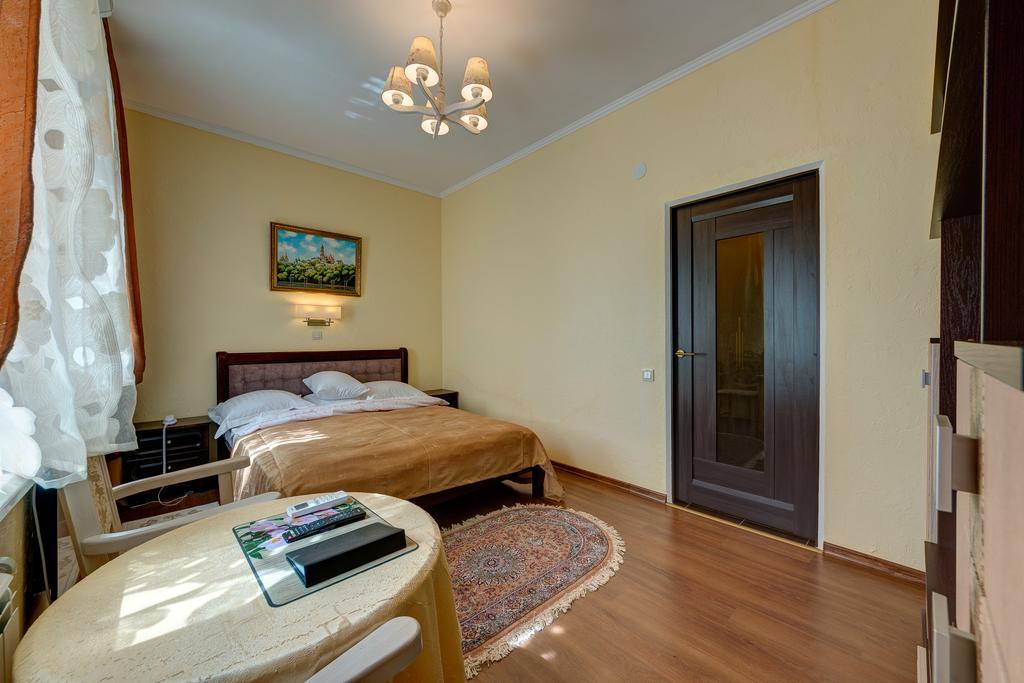 Aleksandria Hotel Киев Екстериор снимка
