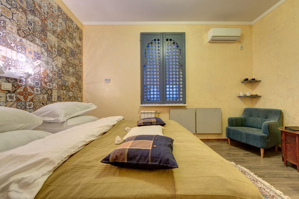 Aleksandria Hotel Киев Екстериор снимка