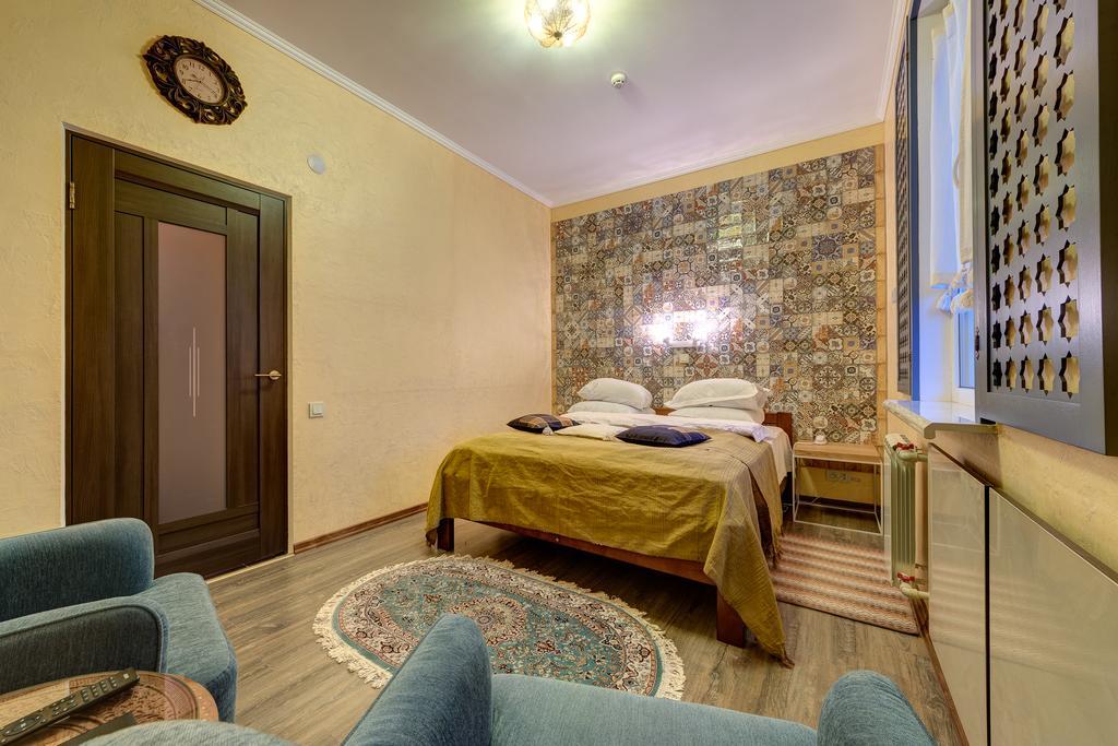Aleksandria Hotel Киев Екстериор снимка